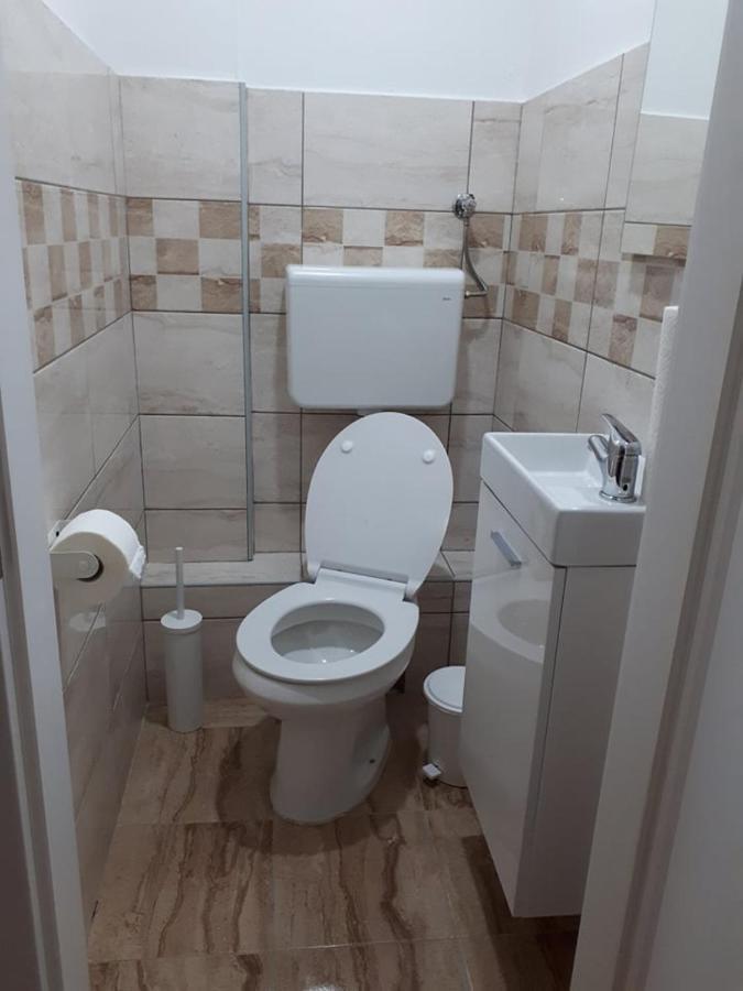 Apartman Ana Slavonski Brod Exterior photo